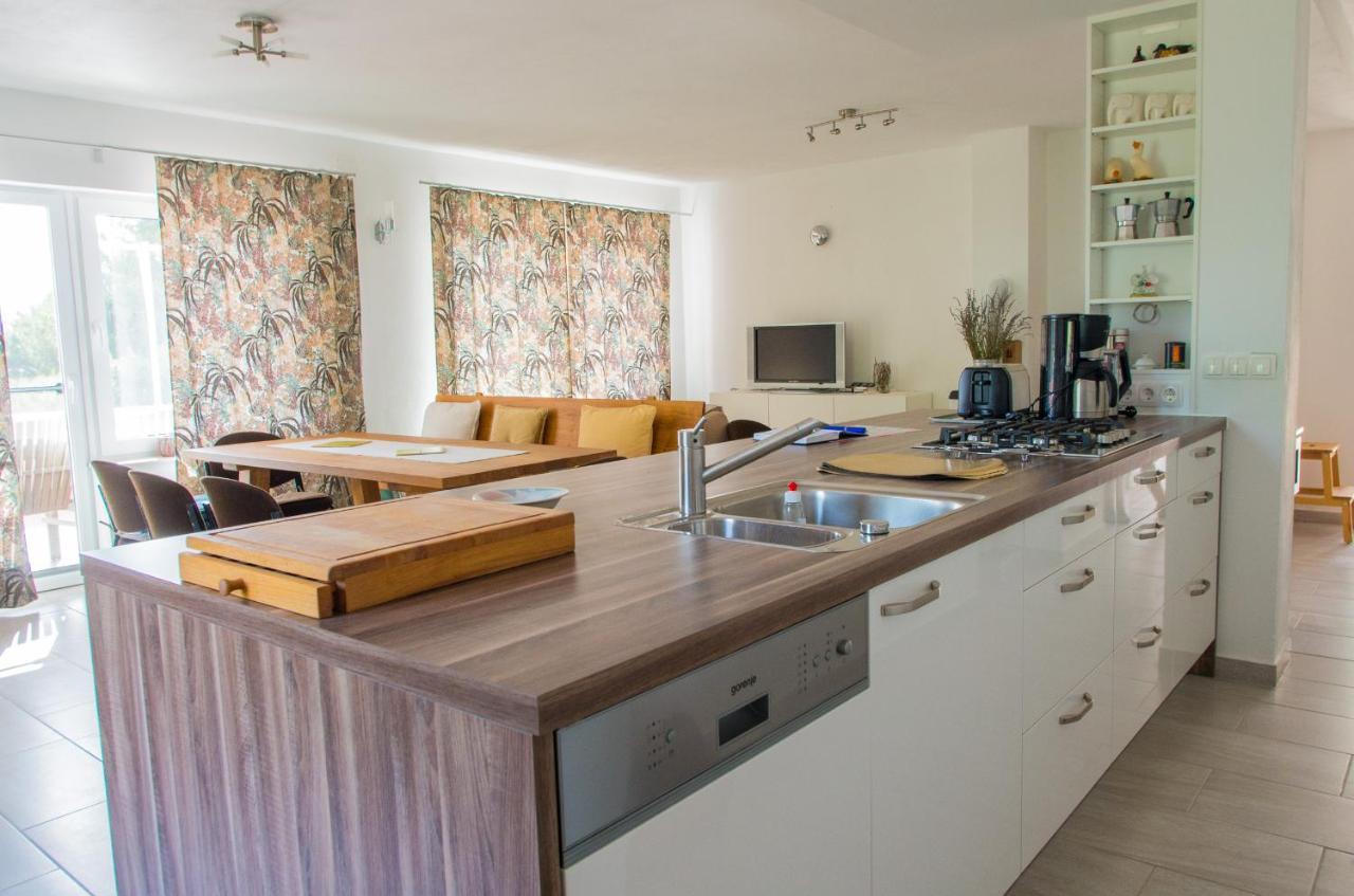 Milica Garden Apartment Prvic Sepurine Bagian luar foto